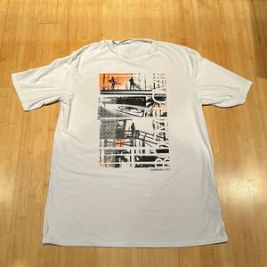 Body glove Rash guard shirt